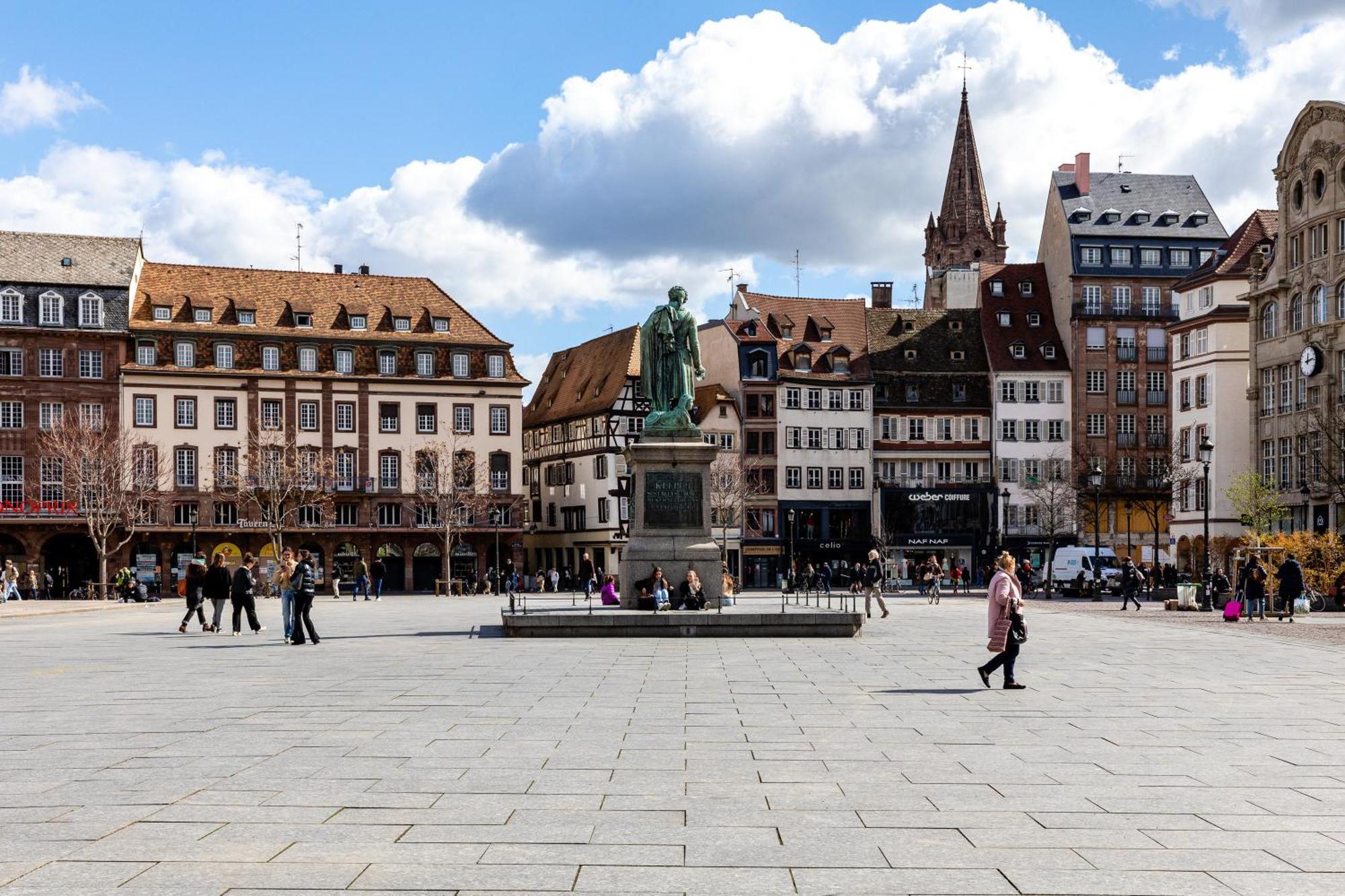 Logement Au Centre De Strasbourg Exterior photo